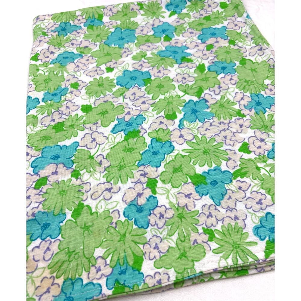 1960s/70s Vintage Linen Textile ‘Flower Power’ Small Table Linen /Baby Blanket